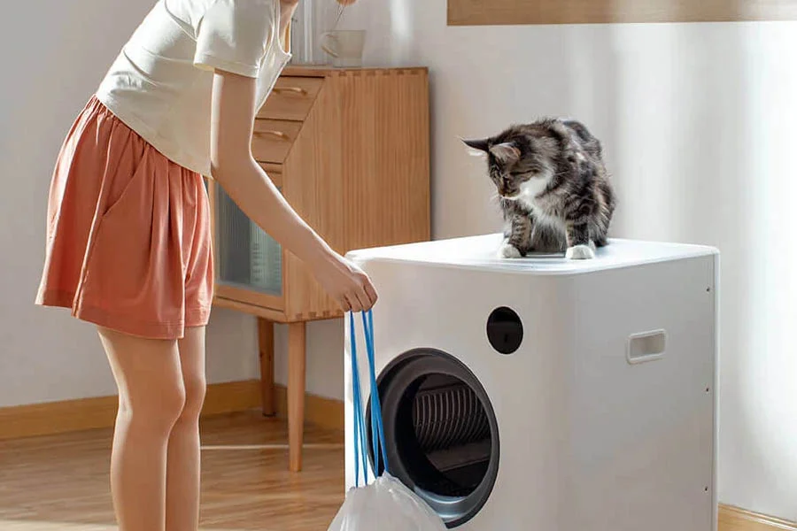 spinning litter box